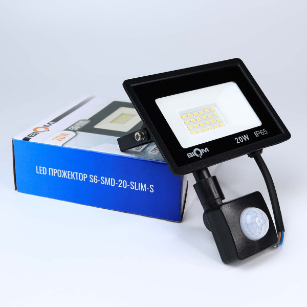 Светодиодный прожектор BIOM S6 230V 20W 6200К IP65 Sensor (S6-SMD-20-Slim+Sens 6200K), 100024501