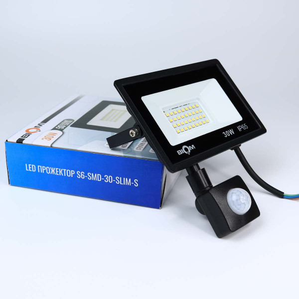Светодиодный прожектор BIOM S6 230V 30W 6200К IP65 Sensor (S6-SMD-30-Slim+Sens 6200K), 100024502